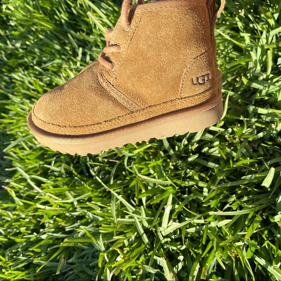 UGG🍁🍂Neumel chestnut winter boots Sz 10 toddler - Picture 7 of 12
